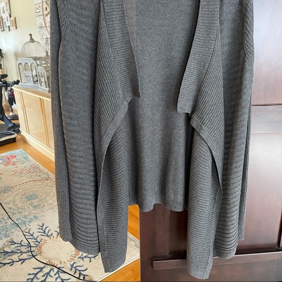 Victoria’s Secret Cardigan - Picture 3 of 4